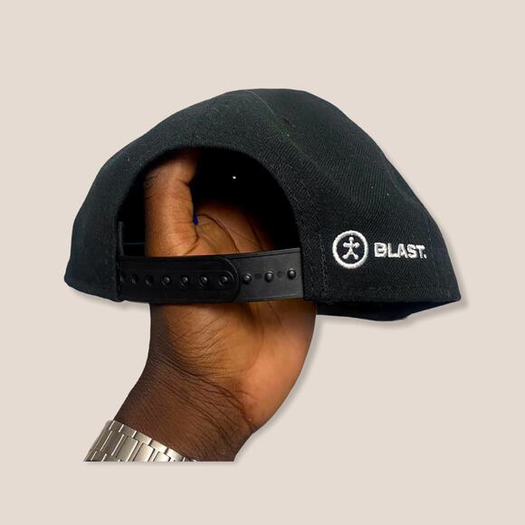 New era blast motion logo snapback hat - Picture 3 of 4